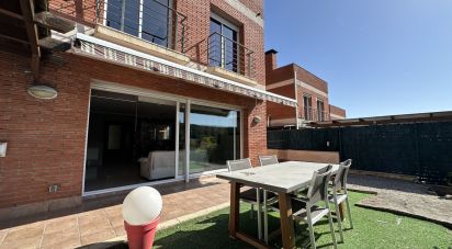 Casa 4 habitacions de 372 m² a Sant Andreu de Llavaneres (08392)