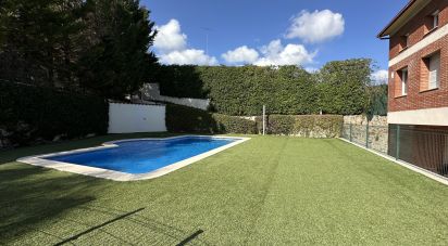 Casa 4 habitacions de 372 m² a Sant Andreu de Llavaneres (08392)