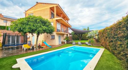 Maison 4 chambres de 368 m² à Tarragona (43007)