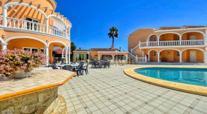 Hôtel 3* de 1 154 m² à Els Poblets (03779)