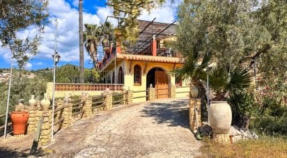 Boutique/Local commercial de 557 m² à Tarbena (03518)