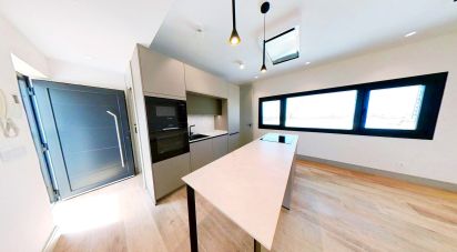 Ático 2 habitaciones de 121 m² en Madrid (28003)