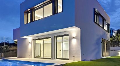 Casa 4 habitaciones de 250 m² en Teià (08329)