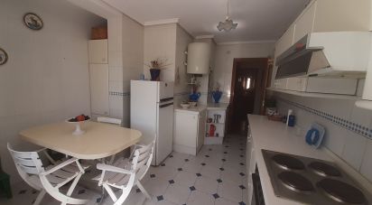 Appartement 4 chambres de 111 m² à La Bañeza (24750)