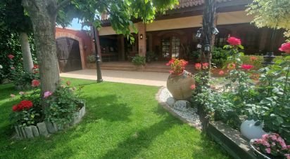 Cottage 6 bedrooms of 400 m² in Balaguer (25600)