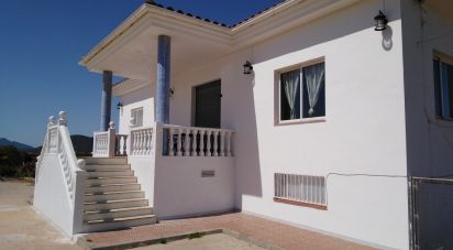 House 8 bedrooms of 350 m² in Cabanes (12180)