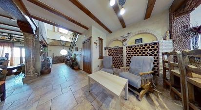 House 8 bedrooms of 742 m² in Redován (03370)