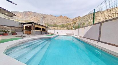 Maison 8 chambres de 742 m² à Redován (03370)