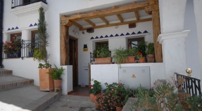 Casa de pueblo 3 habitaciones de 127 m² en Canillas de Aceituno (29716)