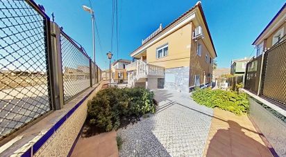 Cottage 5 bedrooms of 235 m² in Camino Viejo de Callosa (03317)