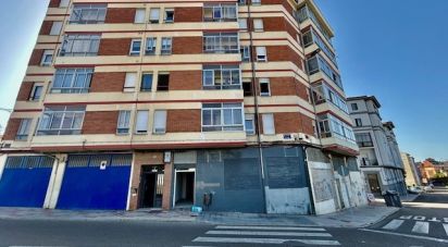 Boutique/Local commercial de 132 m² à León (24008)