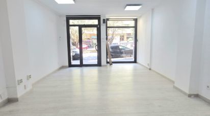 Shop / premises commercial of 70 m² in Sabadell (08203)