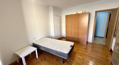 Piso 5 habitaciones de 132 m² en León (24006)