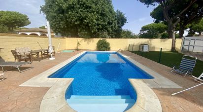 Casa de muntanya 7 habitacions de 193 m² a Chiclana de la Frontera (11130)