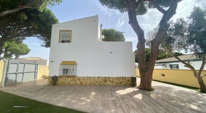 Casa de muntanya 7 habitacions de 193 m² a Chiclana de la Frontera (11130)