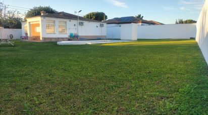 Casa 3 habitacions de 174 m² a Chiclana de la Frontera (11130)