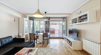 Appartement 3 chambres de 137 m² à Caldigüela (36610)