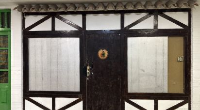 Shop / premises commercial of 29 m² in Roses (17480)