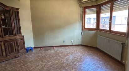 Appartement 3 chambres de 70 m² à La Pola de Gordón (24600)