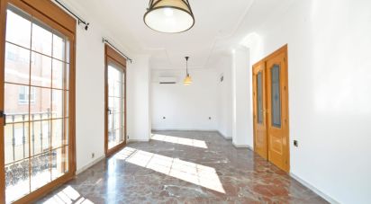 Apartment in house 4 bedrooms of 314 m² in Sax (03630)