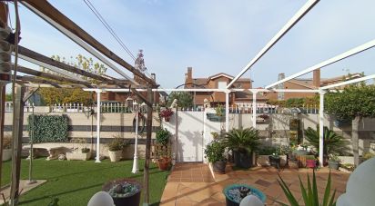 Casa 5 habitacions de 262 m² a Meco (28880)