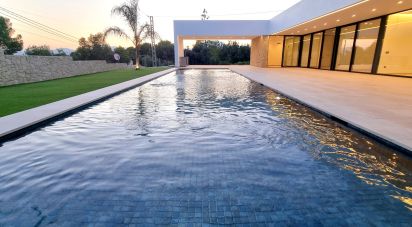 Casa de muntanya 3 habitacions de 213 m² a Busot (03111)