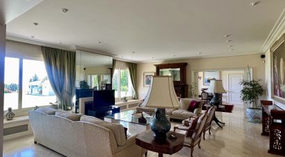 House 8 bedrooms of 885 m² in Sant Vicenç de Montalt (08394)