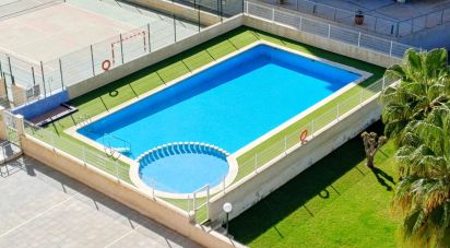 Appartement 2 chambres de 62 m² à La Manga del Mar Menor (30380)