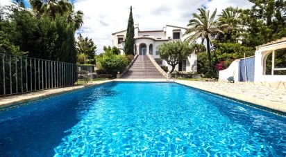 Casa de muntanya 4 habitacions de 350 m² a Pego (03780)