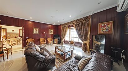 Casa 4 habitacions de 391 m² a Chiclana de la Frontera (11130)