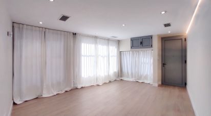 Boutique/Local commercial de 67 m² à Barcelona (08006)