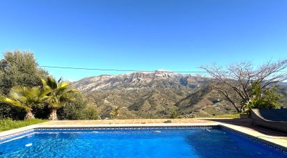 Casa 3 habitaciones de 128 m² en Canillas de Aceituno (29716)