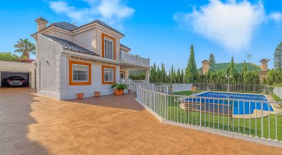 Casa de muntanya 6 habitacions de 200 m² a Balsares (03195)