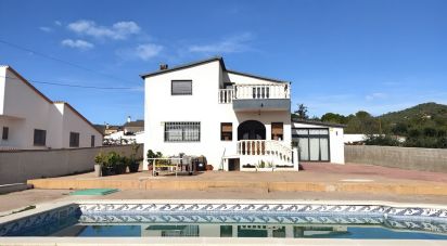 Maison 5 chambres de 218 m² à La Bisbal del Penedès (43717)