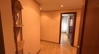 Appartement 3 chambres de 107 m² à La Bañeza (24750)