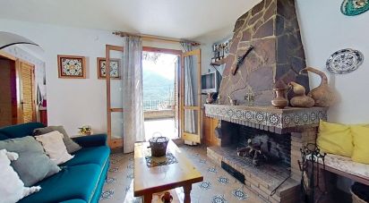 Village house 3 bedrooms of 191 m² in Eslida (12528)