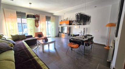 Casa 4 habitacions de 245 m² a Pioz (19162)