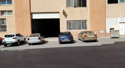 Tienda / local comercial de 300 m² en El Chaparral (18290)