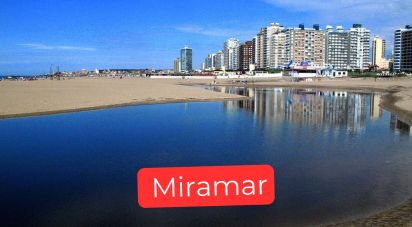 Land of 206 m² in Miramar (46711)