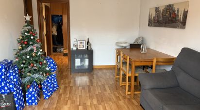 Pis 3 habitacions de 70 m² a Santa Coloma de Gramenet (08923)